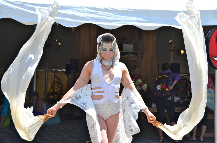 This is Megan, a performer from Quixotic. She and her team were absolutely amazing. Awe-inspiring & delighting. I'm also really, really proud of this photo. http://quixoticfusion.com/